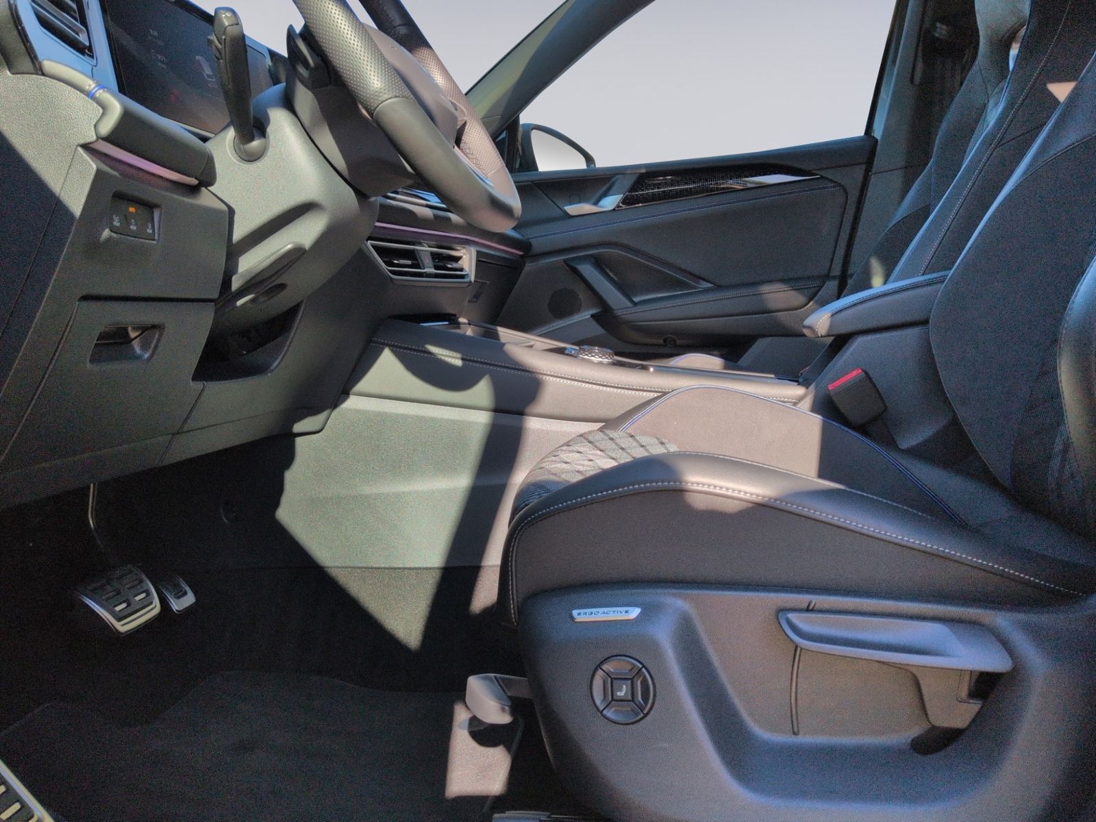 Tiguan 1.5 eTSI eHybrid DSG R-Line KAMERA+DCC+