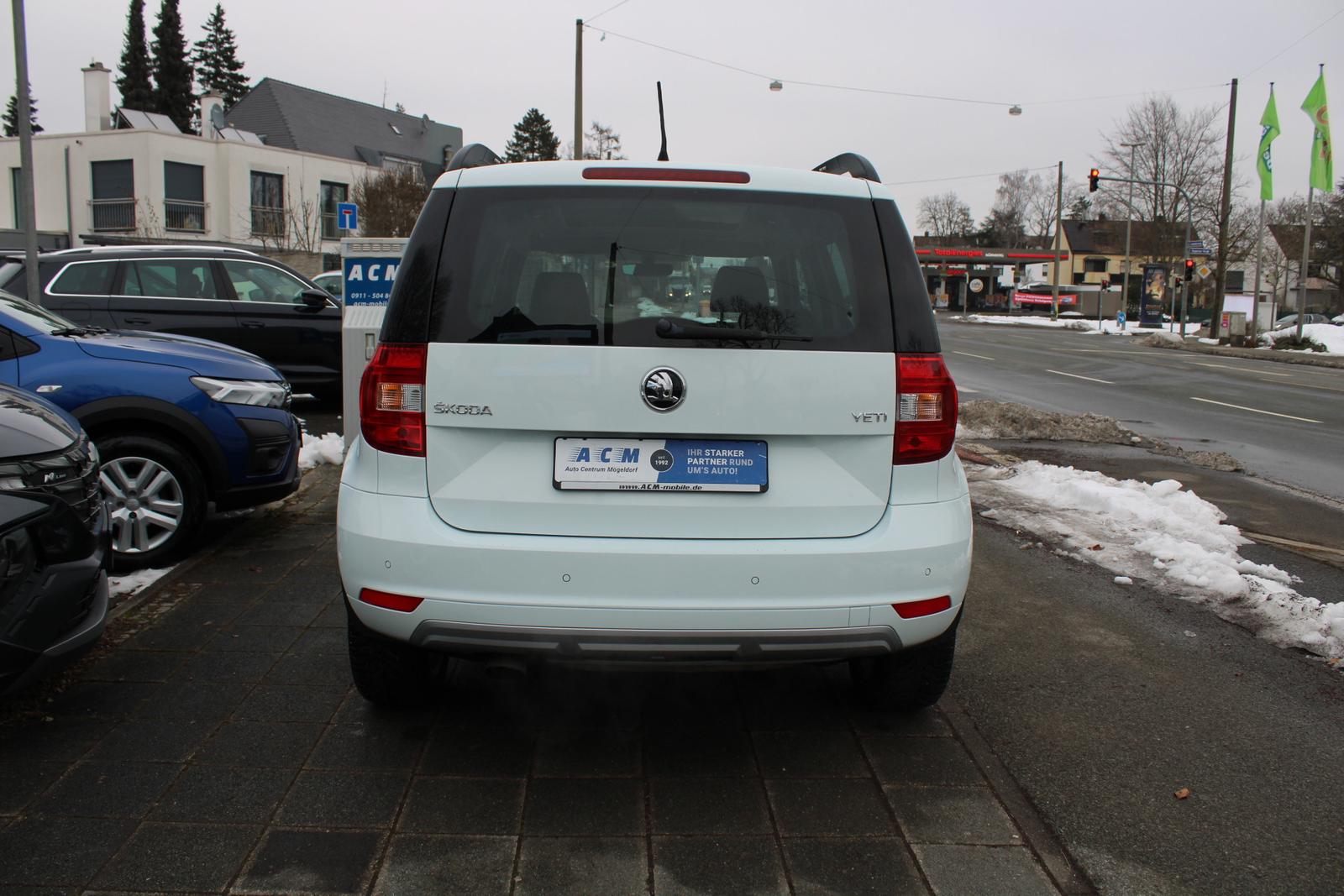 Skoda Yeti 1.2TSI Joy 2.Hand*Bi-Xenon*Panorama*DAB