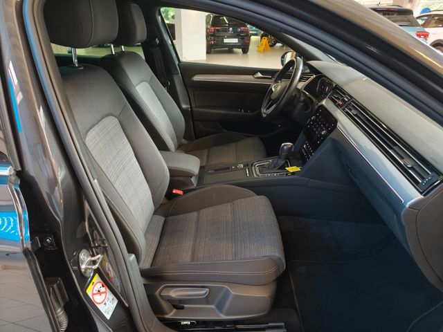 Passat Variant Business Premium*APP*AHK*IQ-Drive