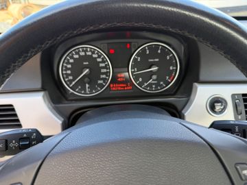 BMW 318 - 8