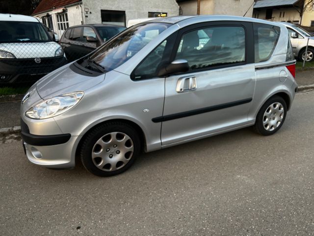 Peugeot 1007 Premium, Automatik, TÜV neu