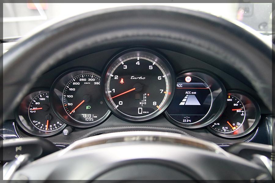 PORSCHE PANAMERA TURBO EXECUTIVE V8 4.8 519ch 4X4 - BURMESTER - CAMÉRA 360° - TOIT PANORAMIQUE - SIÈGES VENTILÉS
