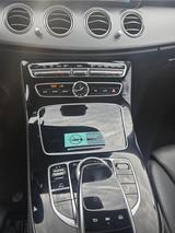 Mercedes-Benz E 220 d T Autom. - - Mercedes-Benz E 220