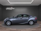 Lexus IS 300 - Lexus: Allradantrieb