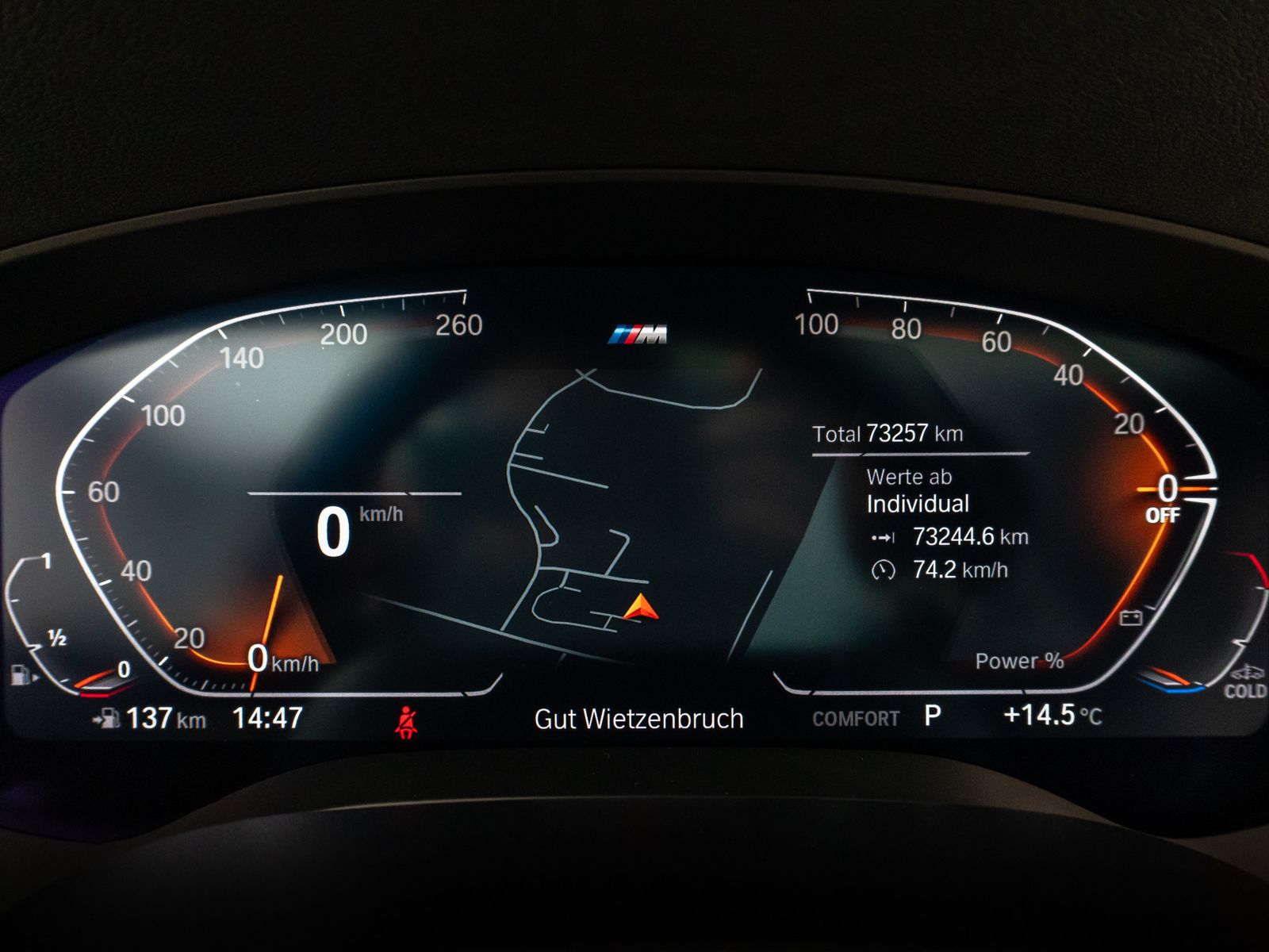 Fahrzeugabbildung BMW 540i xD M Sport Glasdach Kamera HUD DAB H/K 19"