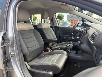 Citroën C3 1.2 Pure Tech Plus LEDSHZGTEMPOMAT