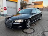 Audi S8  V10 450PS - Audi S8: V10
