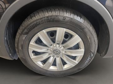 Volkswagen Tiguan - 8