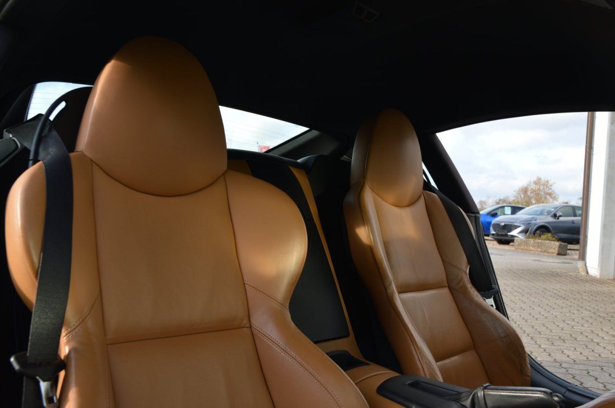 Fahrzeugabbildung BMW Baureihe Z4 Coupe  Individual 3.0si M-Sportsitze