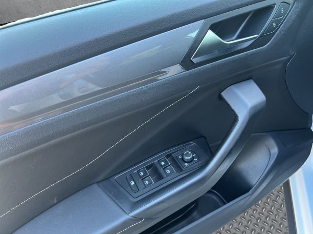 T-Roc 1.0 TSI Style Bluetooth Navi LED Klima