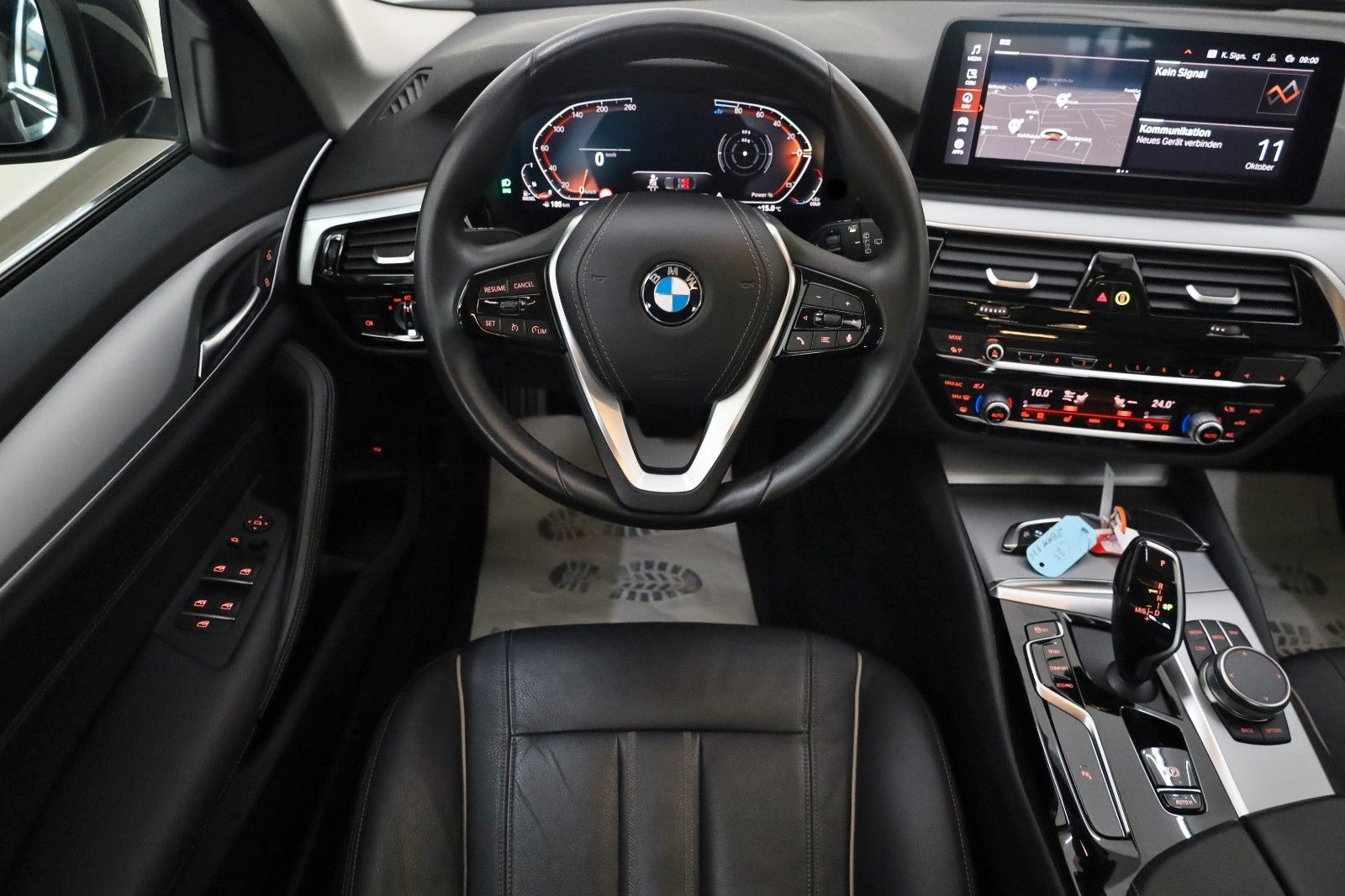 Fahrzeugabbildung BMW 520 d xDrive,Leder,Navi,LED,SH,Kamera,DAB,AHK