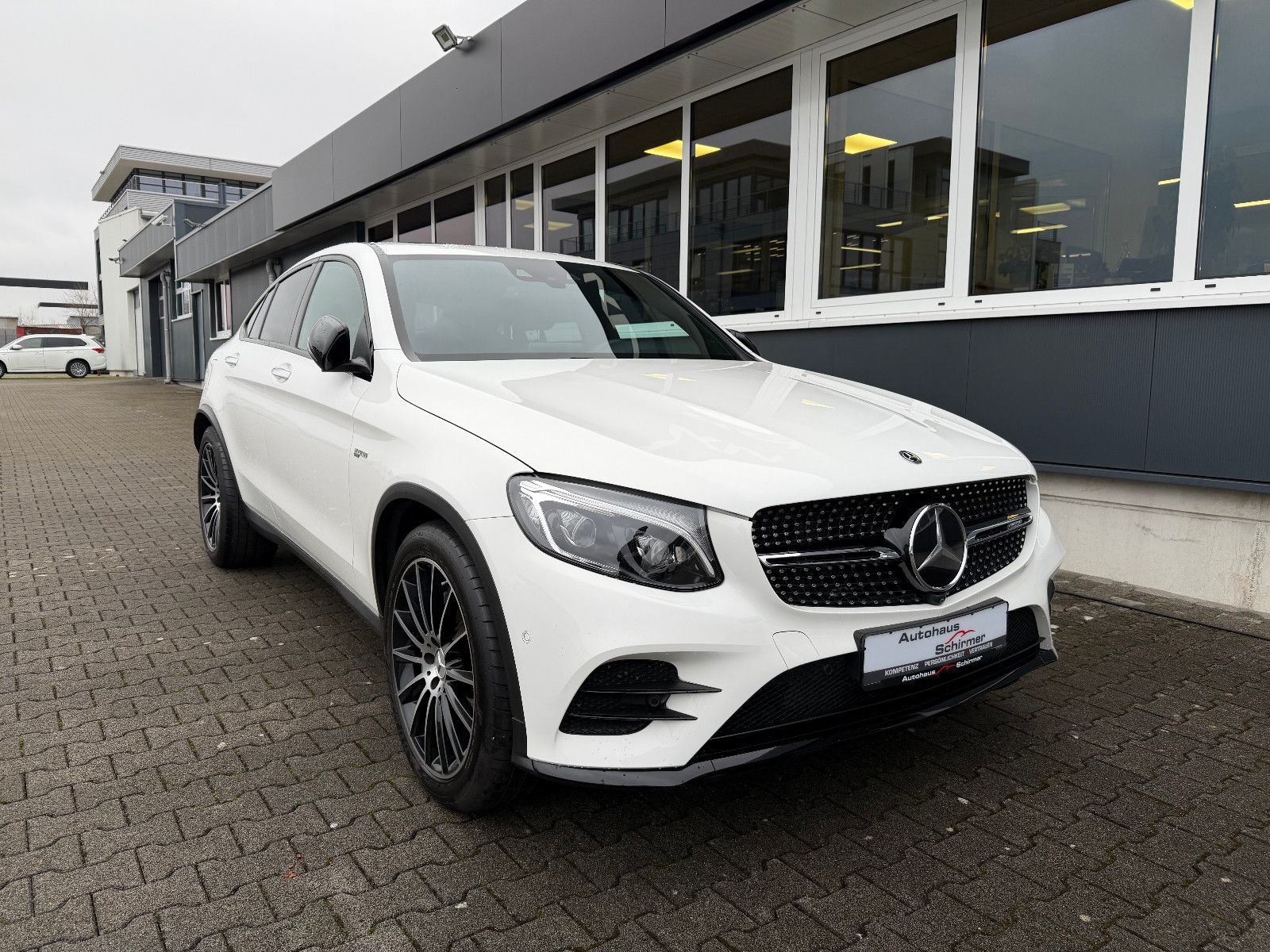 Fahrzeugabbildung Mercedes-Benz GLC43 AMG Coupe 4Matic