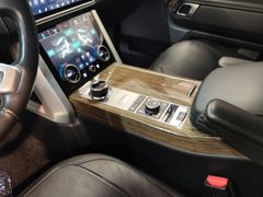 Fahrzeugabbildung Land Rover Range Rover 3,0 TDV6 (360"/SI-BELÜF/DAB/MERIDIAN