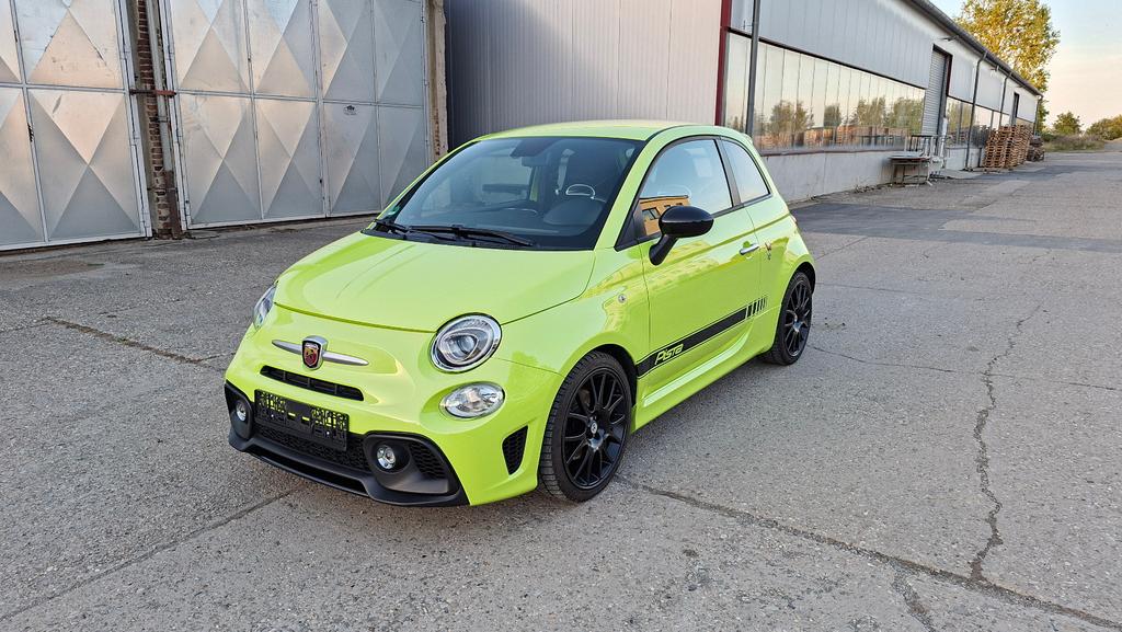 Abarth 595 Pista Monza-Auspuff DAB Navi Android Beats