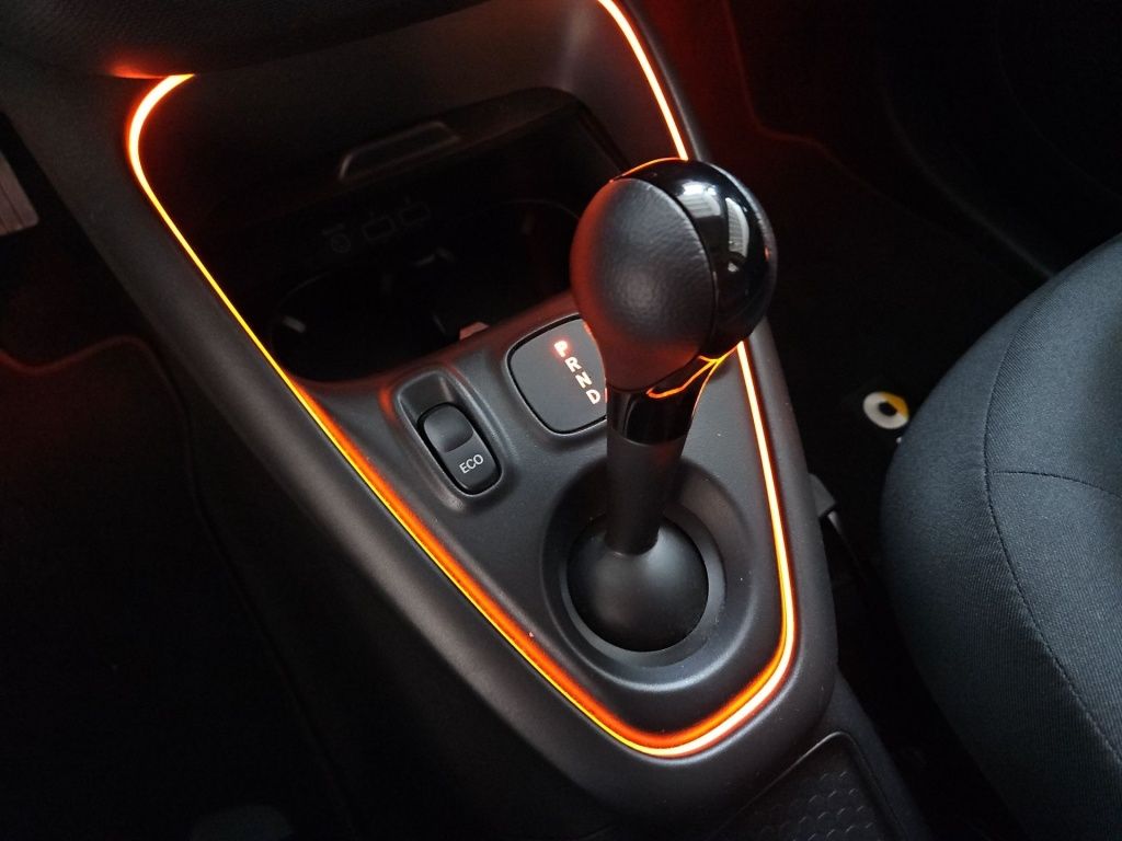 Fahrzeugabbildung Smart EQ forfour Pano LED LM Sitzhzg. DAB Navi Kamera