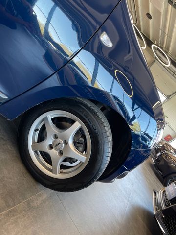 Dacia Logan MCV II Kombi Laureate *KAMERA*NAVI*PDC*TEM