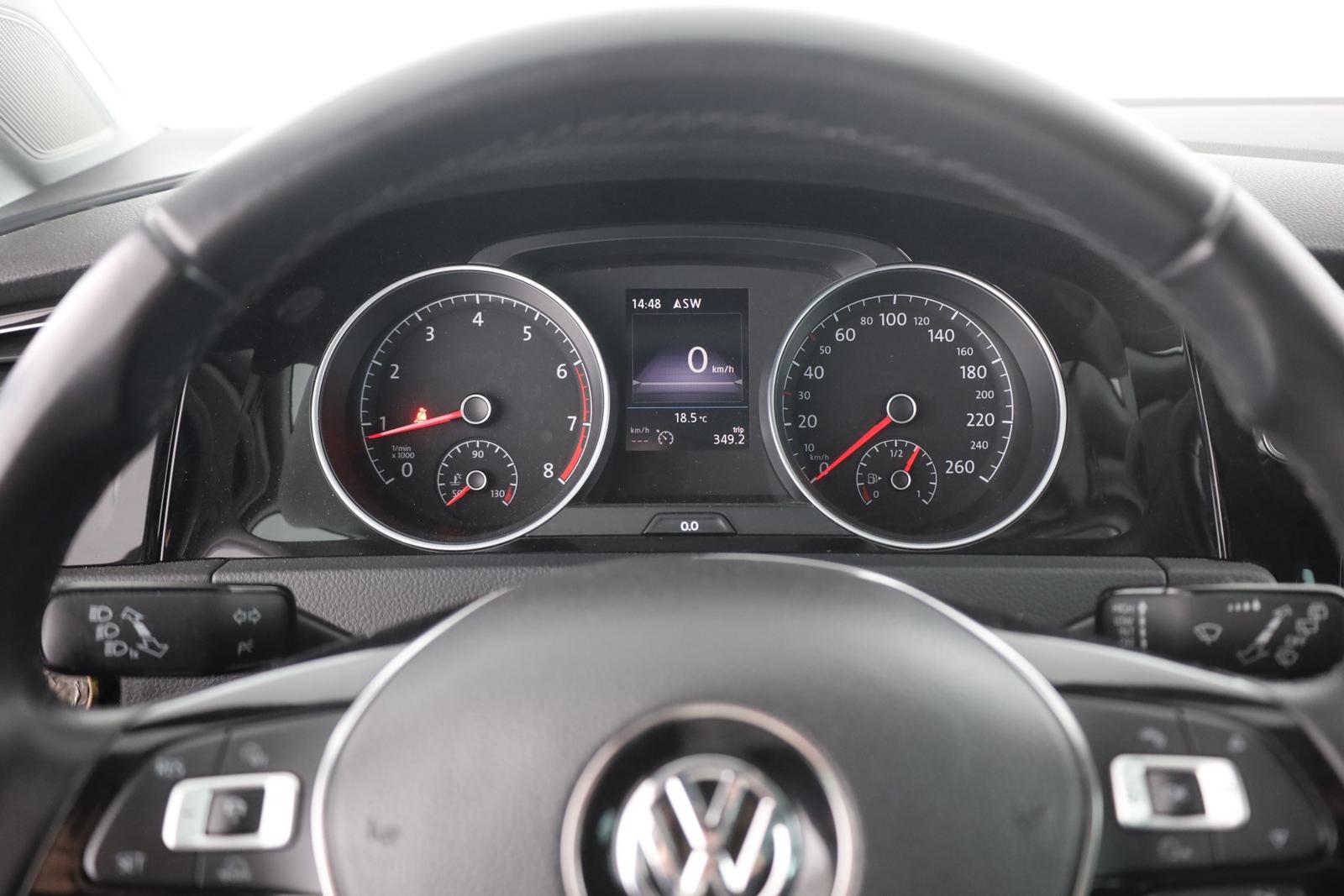 Volkswagen Golf VII 1.4 TSI Highline LED Navi Sitzheizung