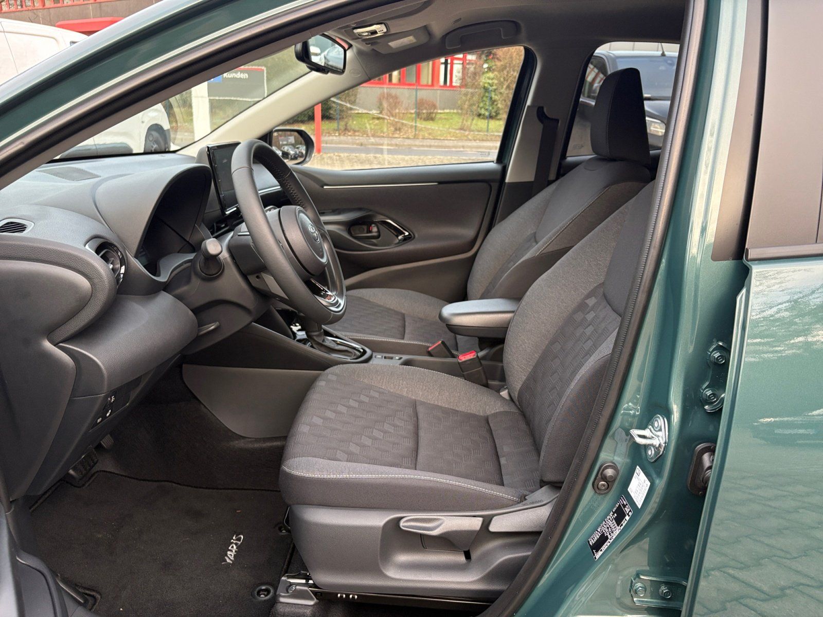 Toyota Yaris - Bild 10