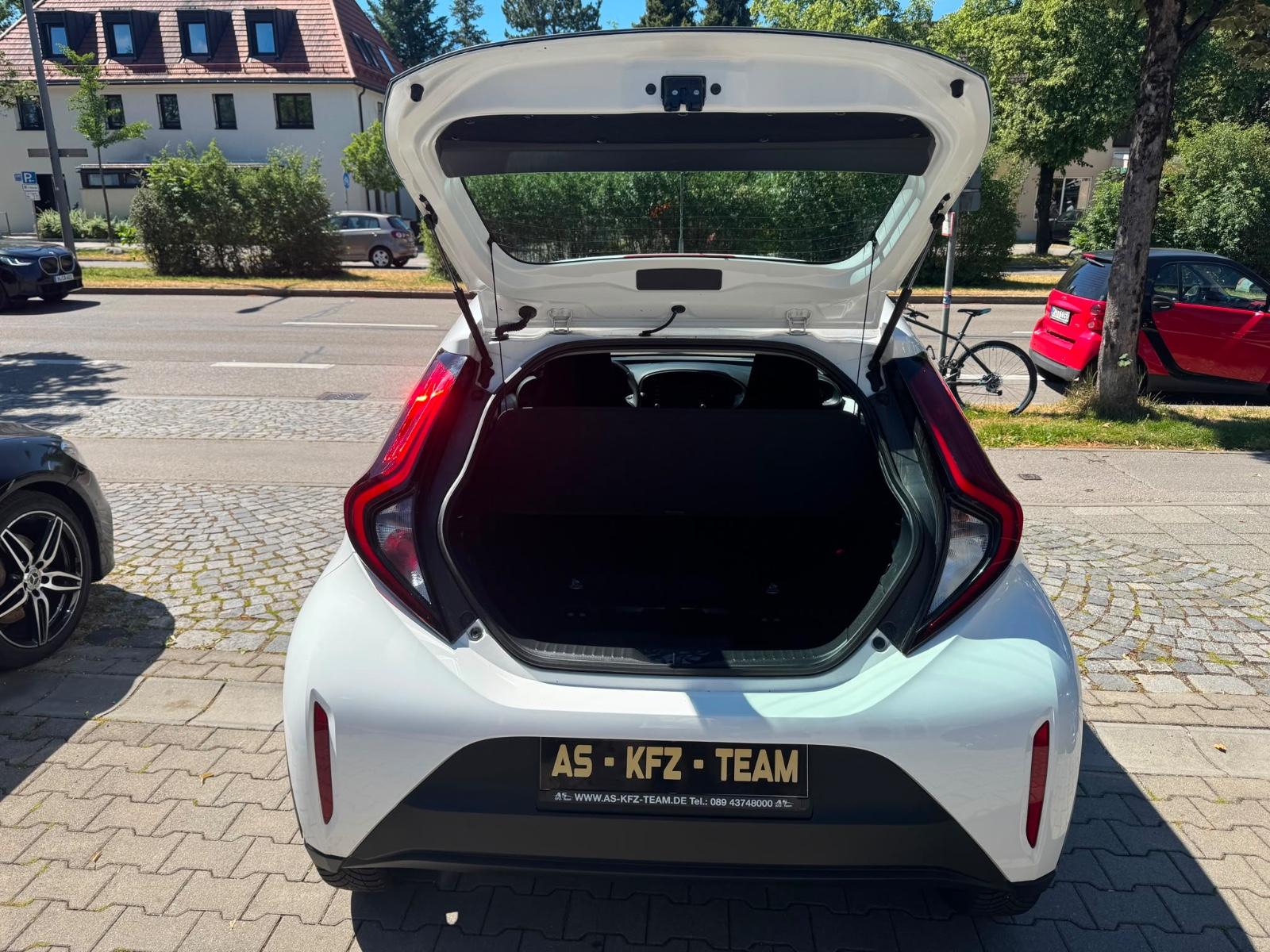 Toyota Aygo X Play Klima Kamera Multi Allwetterreifen