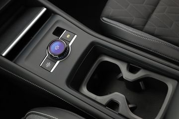 Volkswagen Tiguan - 11
