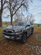 Toyota Hilux Invincible Standhzg. MwSt - gebrauchte Toyota Hilux aus dem Jahr 2023