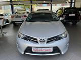 Toyota Auris Edition*1.HAND*RFK*KLIMA*AUX*USB* - Toyota Gebrauchtwagen in Frankfurt