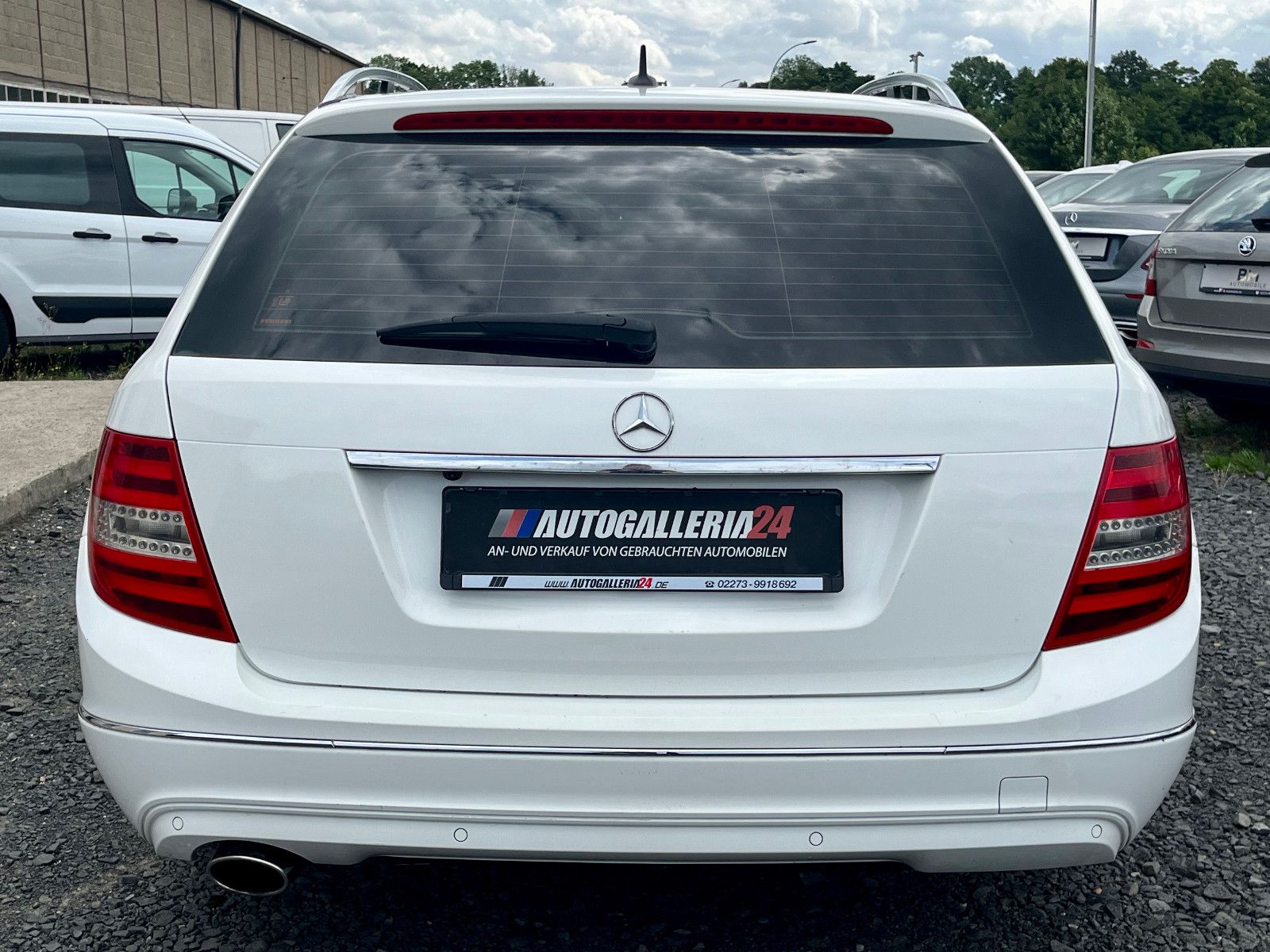 Fahrzeugabbildung Mercedes-Benz C 250 CDI 4MATIC Aut. Navi Leder Pano Standhzg
