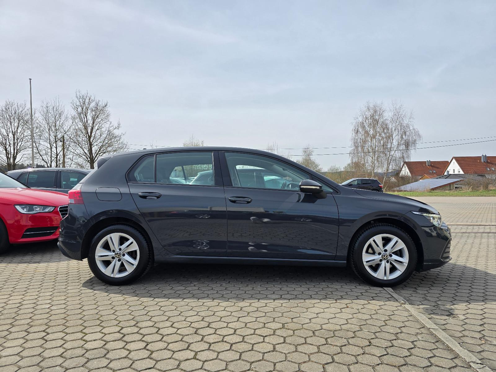 Volkswagen Golf VIII Lim. Life / TÜV NEU, миниатюра 7