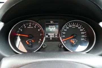 Fahrzeugabbildung Nissan Qashqai I-Way 4X4 Navi/Panorama