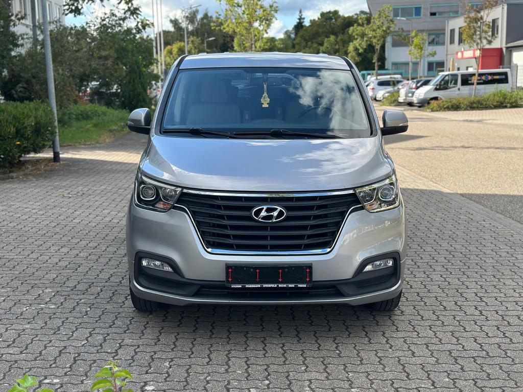 Hyundai H-1