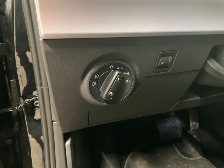 Fahrzeugabbildung SEAT Ibiza FR TSI DSG *Cam*LED*Sitzhzg*PDC*APP*ACC*