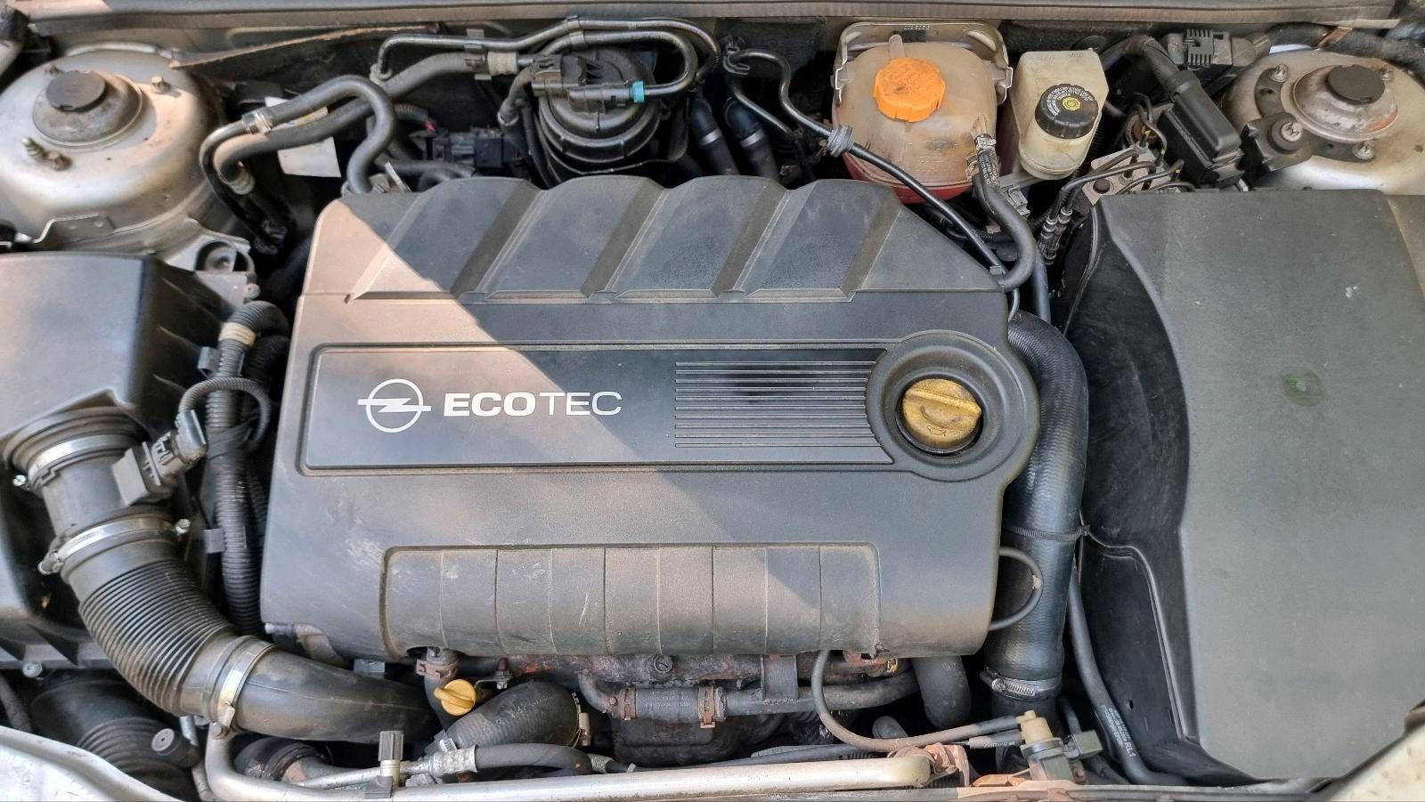 Opel Vectra 2006 — photo 12