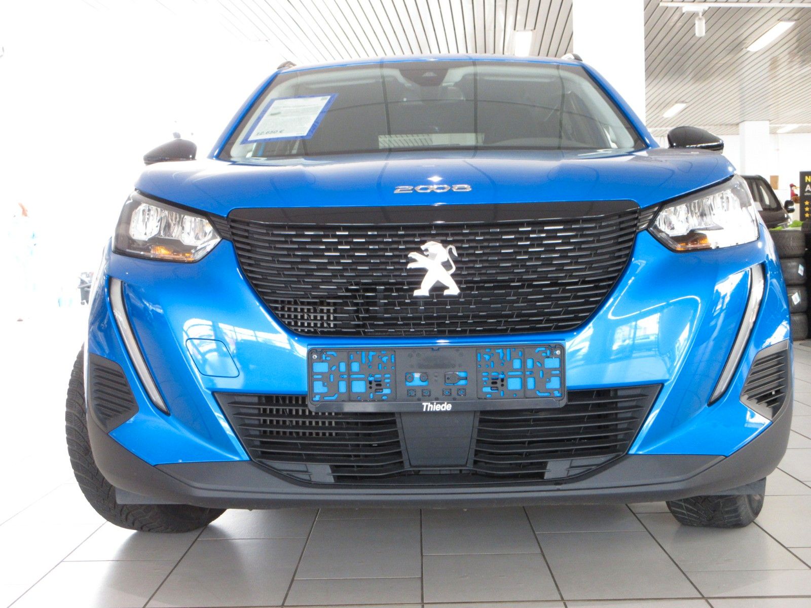 Fahrzeugabbildung Peugeot 2008 Active LED/NAVI/PDC/ALU/TEMPO