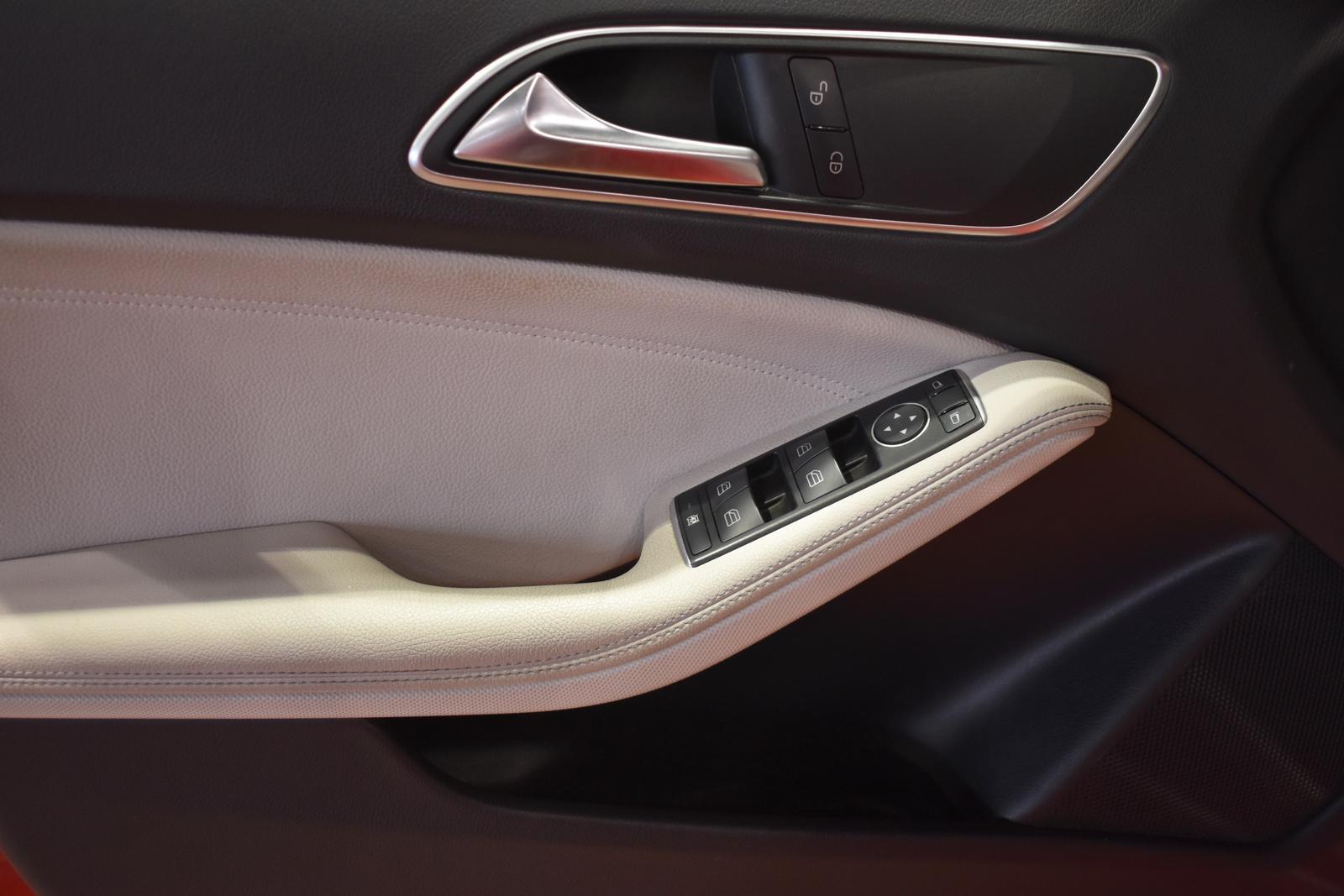 Mercedes-Benz A 180 7G LED LEDER-SPORTSI NAV KAM SPUR TEMPO SH