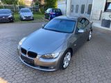 BMW 320 Baureihe 3 Coupe 320i Klima TÜV Neu M-Paket - BMW 320 aus 2007: Coupé
