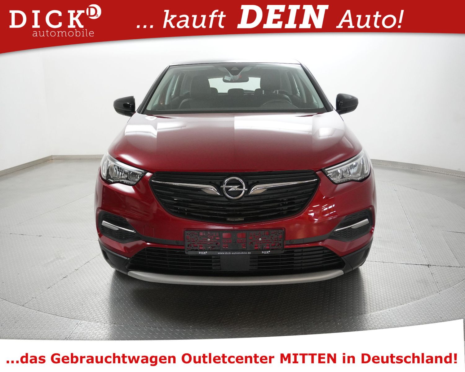 Fahrzeugabbildung Opel Grandland X 1.6 Aut Innov NAVI+KAM+LEDER+SHZ+AHK