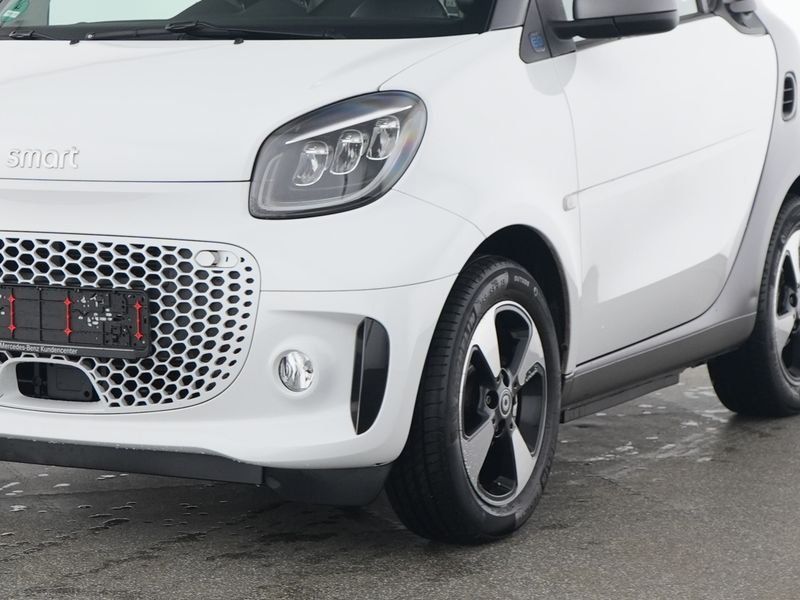Fahrzeugabbildung Smart Smart Fortwo EQ Passion EXCLUSIVE+22-KWBORDLADE