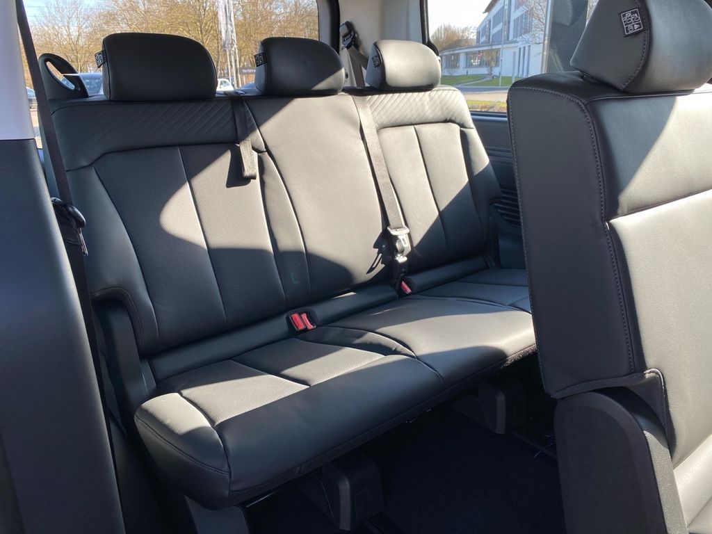 HYUNDAI Staria 1.6 T-GDI HEV Klima