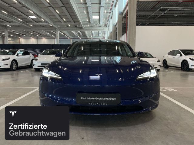 Tesla Model 3 Rear-Wheel Drive imagem 3