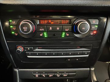 BMW X1 20 d xDrive *AHK*Klima*Navi*Sport-Paket M*