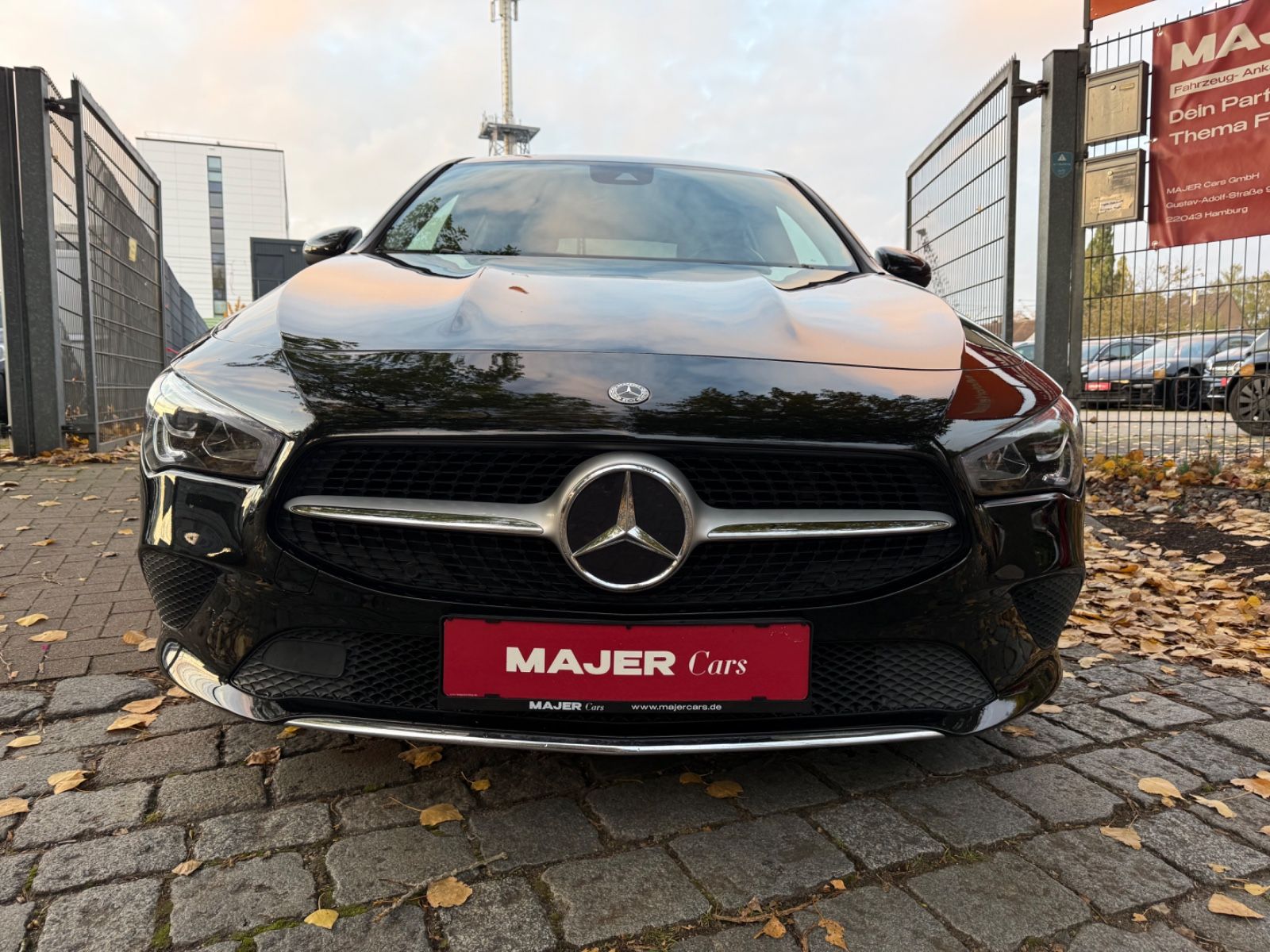 Fahrzeugabbildung Mercedes-Benz CLA 180  Shooting Brake*LED*NAVI*CAM*LEDER*SHZ