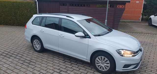 Volkswagen Golf 1.6 TDI Comfortline Variant Comfortline