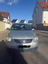 Volkswagen Fox 1,2 Standard - Volkswagen Fox Standard mit Benzin-Antrieb