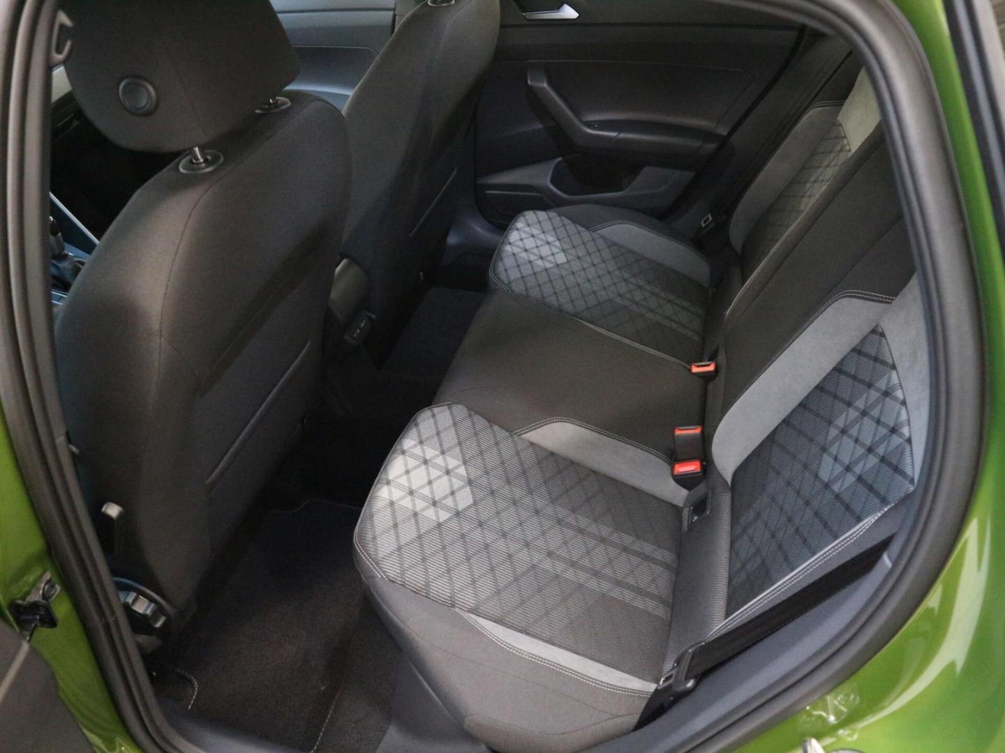 Volkswagen Taigo 1.0 TSI R-Line Black Style DSG AHK/Matrix, миниатюра 10