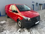 Mercedes-Benz VITO 114 EXTRALANG KLIMA TEMPOMAT SCHRÄNKE/REGAL - rote Mercedes-Benz Vito