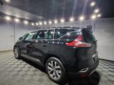 Renault Espace 1.6 dci |AUTOM|7SITZER|PANO|VOLLEDER|NAVI - Renault Espace: Van