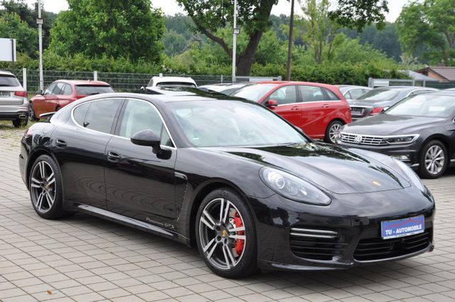 Porsche Panamera GTS PDK PCM SPORT CHRONO ACC-360°-SD