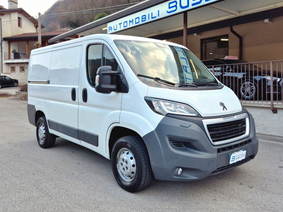 PEUGEOT Boxer
