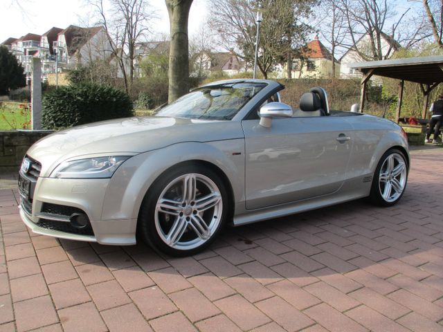 Audi TTS 2.0 TFSI Roadster quattro