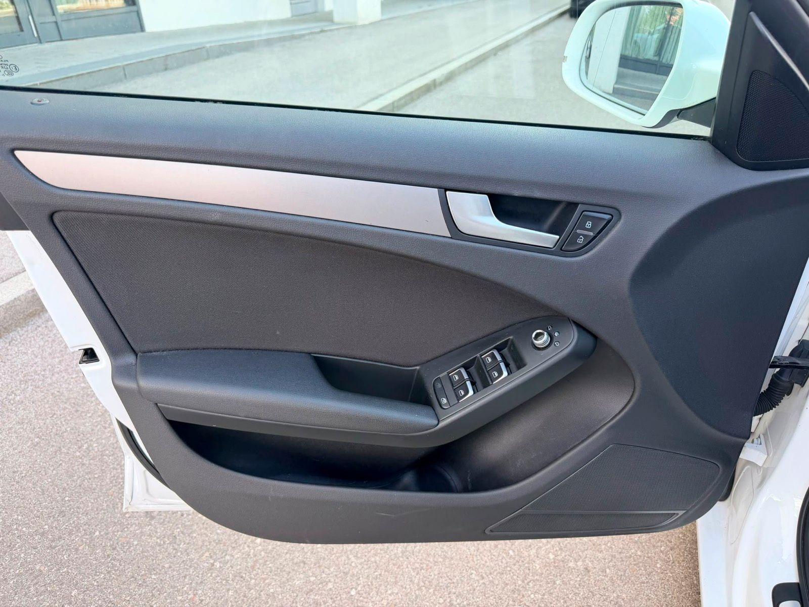 Skoda Octavia 2012 — photo 14